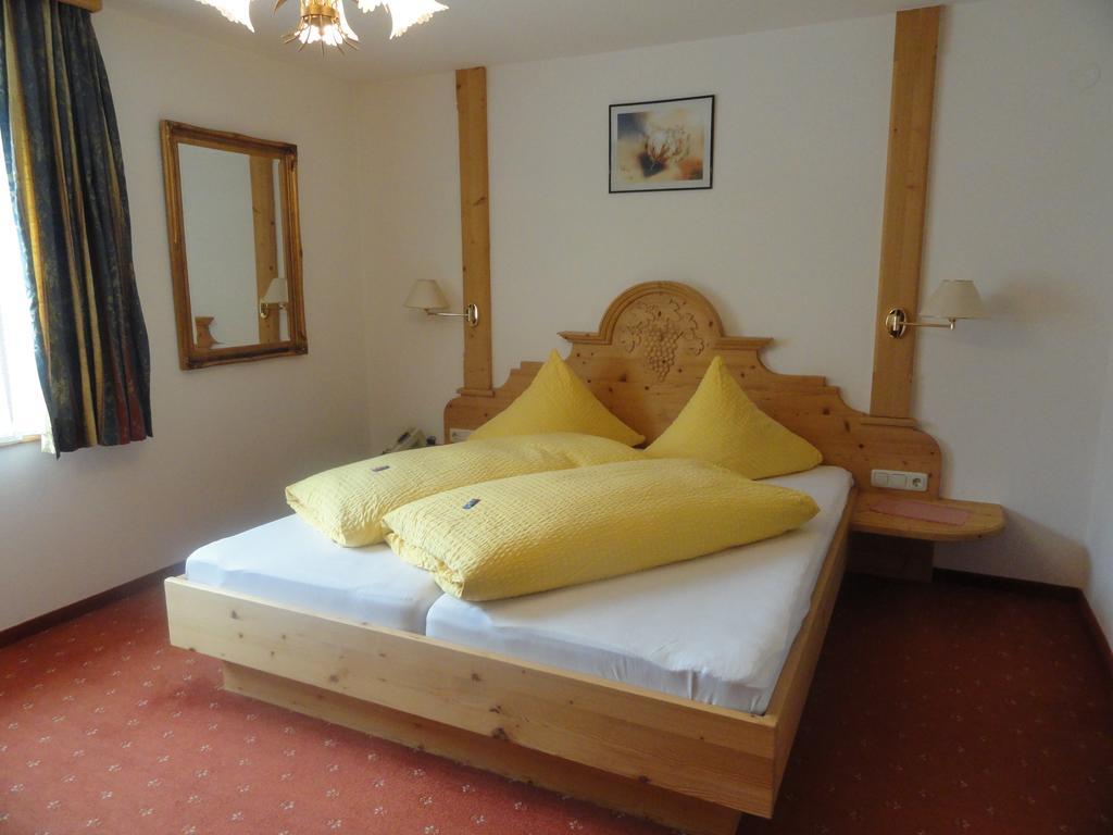 Hotel Traube سانكت غالنكرش الغرفة الصورة